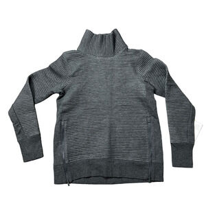 All in Motion Women's Heathered Gray Quilted Pullover Sweatshirt - Large - NWT